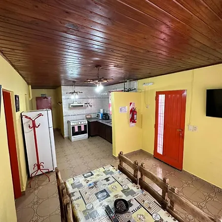Hospedaje Formosa El Calafate Exterior photo